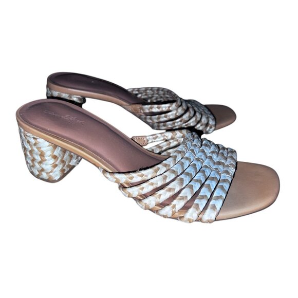 Universal Thread Espadrilla Slip On Sandals 2.75" Block Heel Sz 8 Womens Beige W - Picture 2 of 10